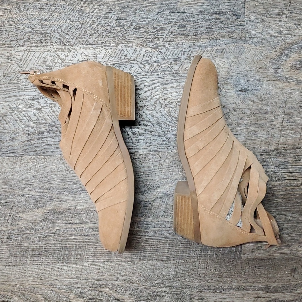 Carlos Santana booties Size 6.5